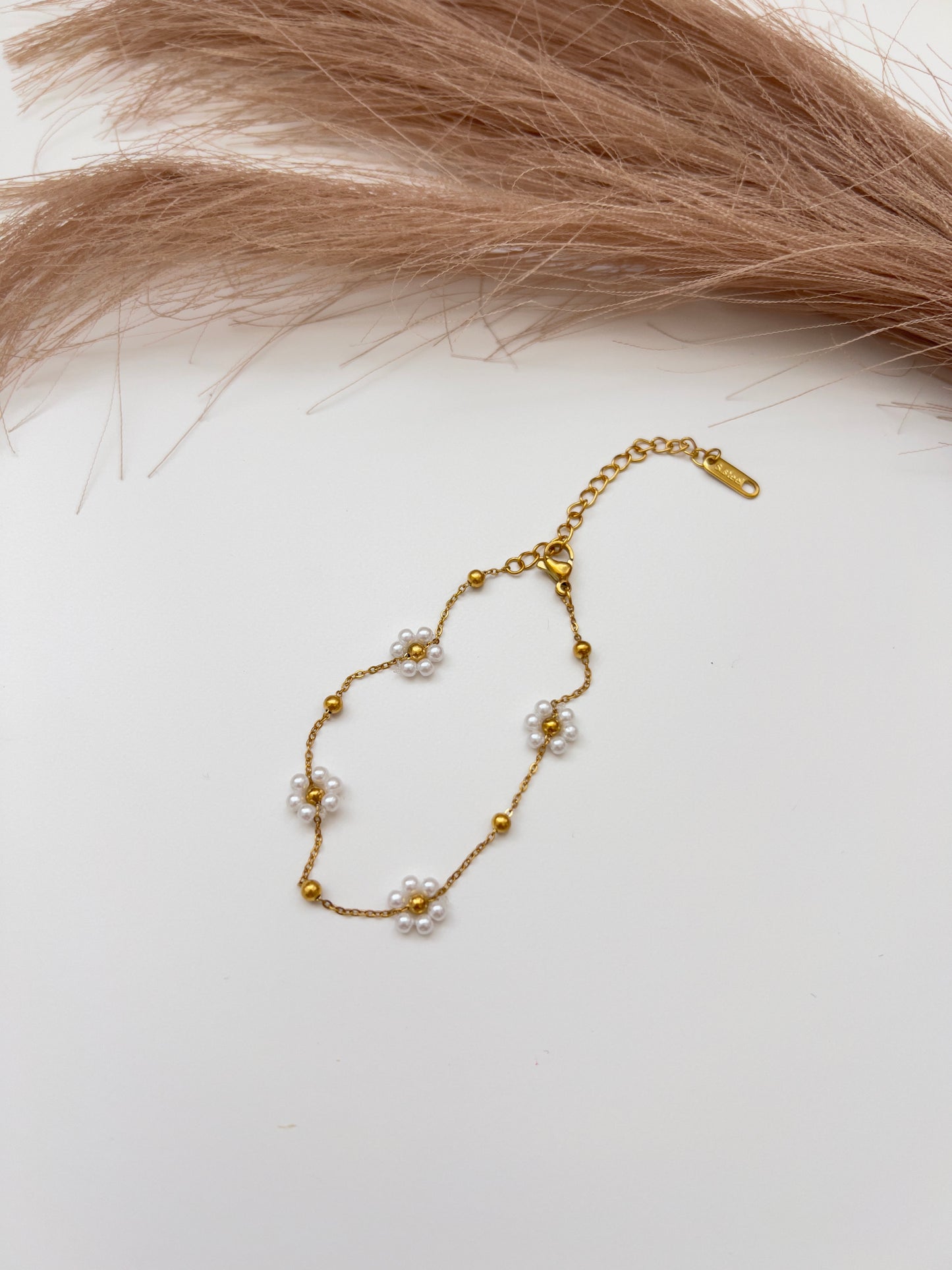 Floreciendo Bracelet