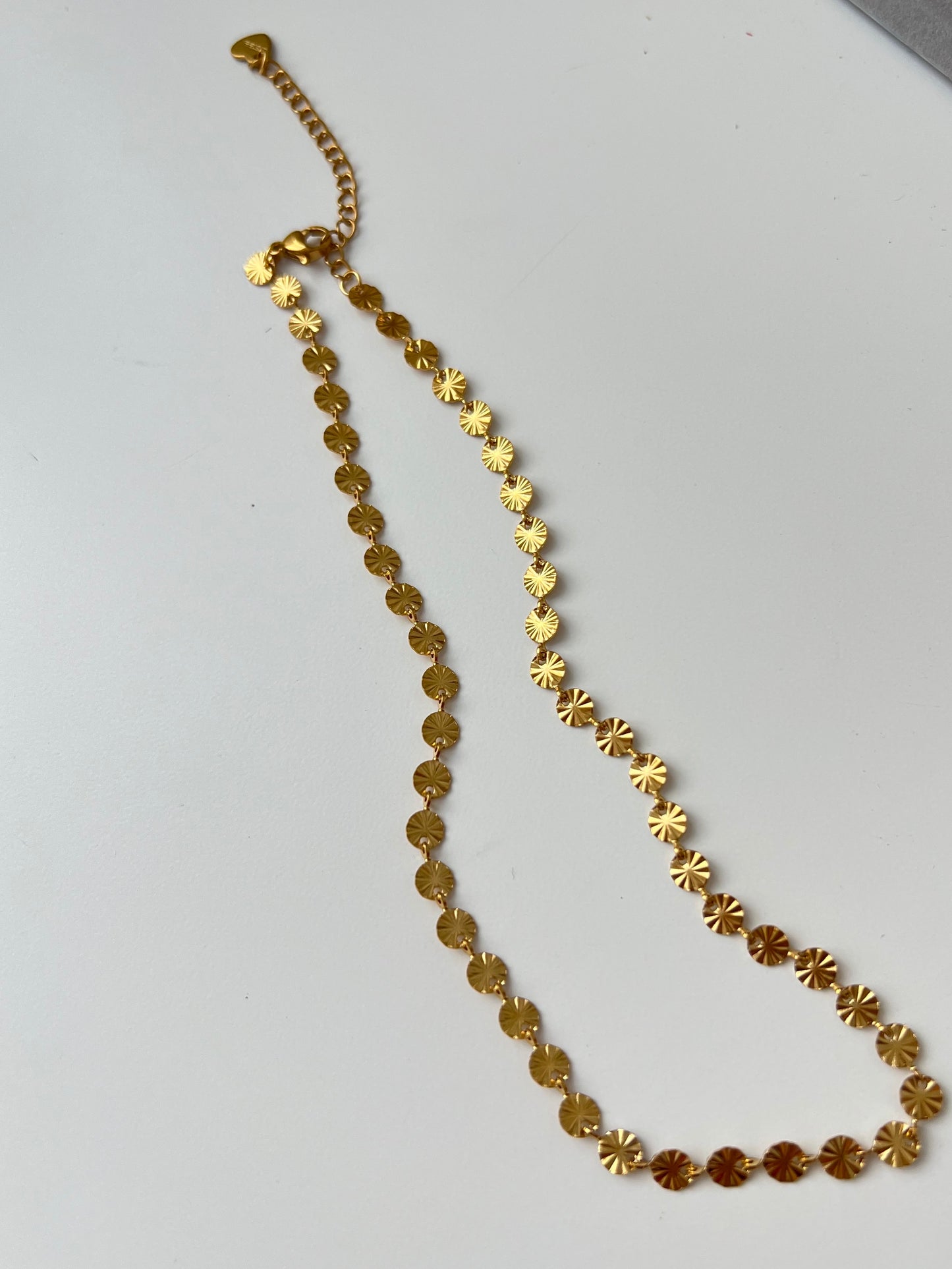 Lia choker