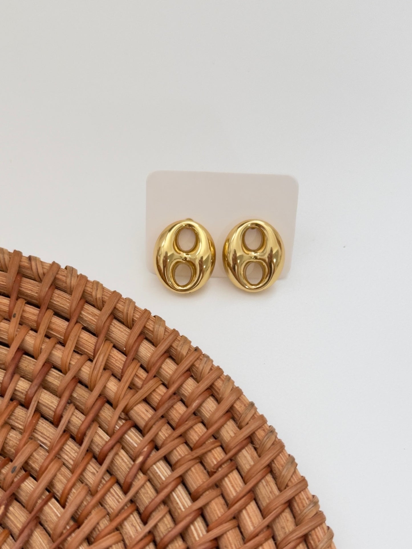 Coffee bean earring (liviana)