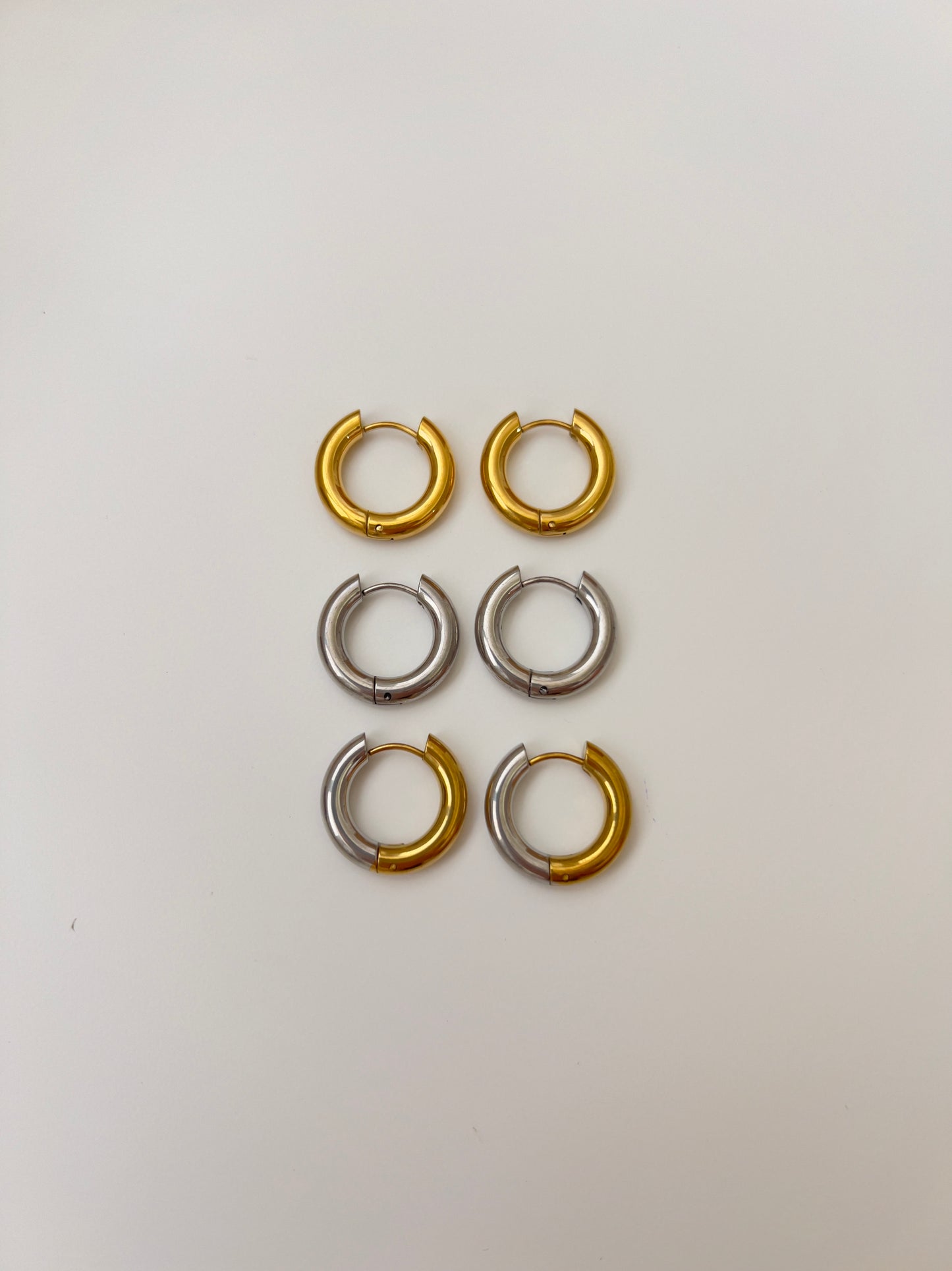 Medium hoop