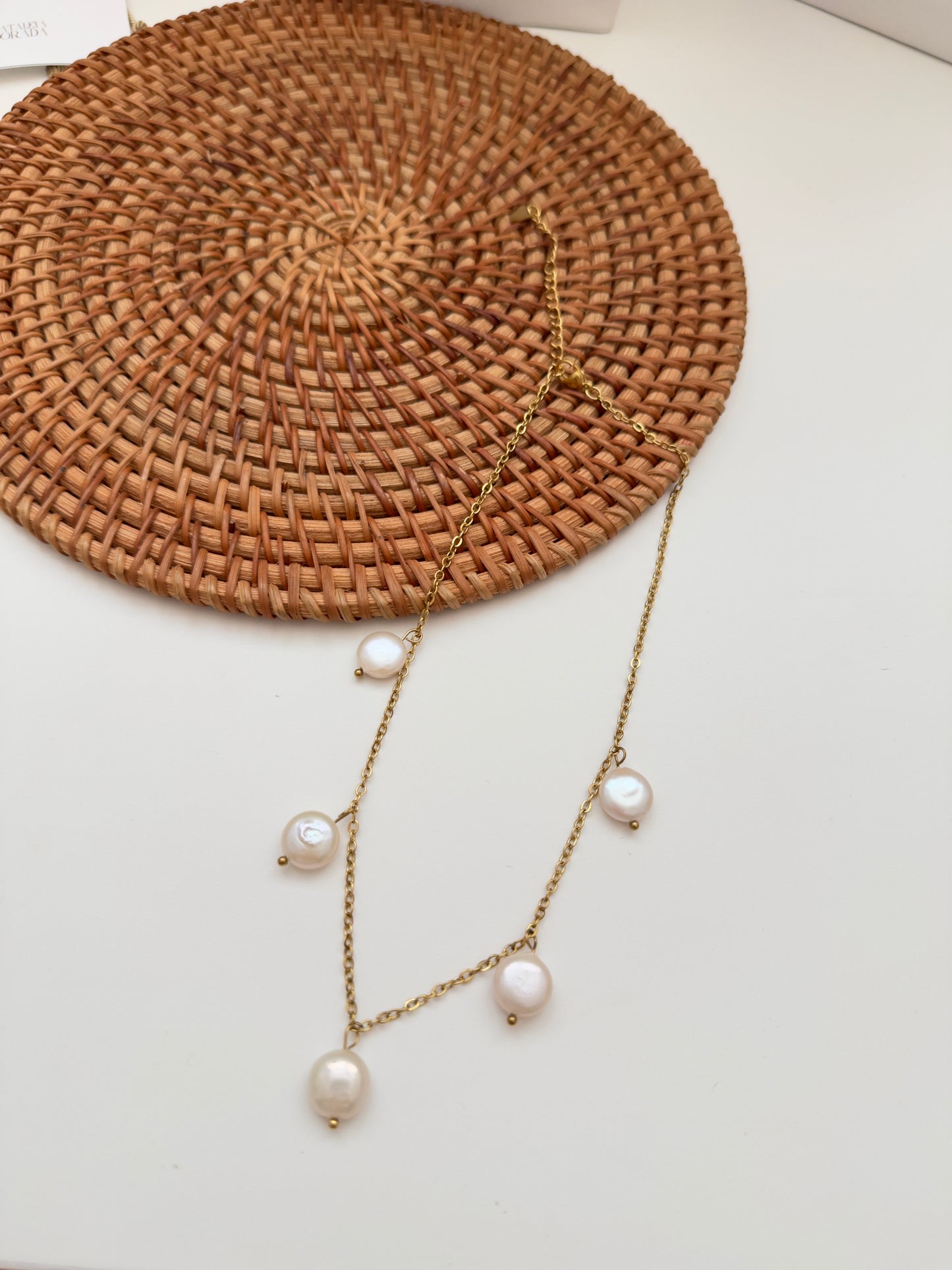 Pamela choker