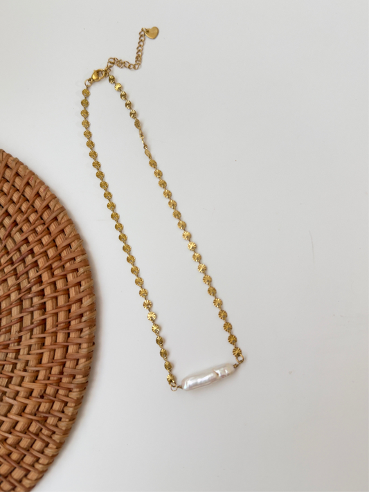 Gabriela choker (hand made)