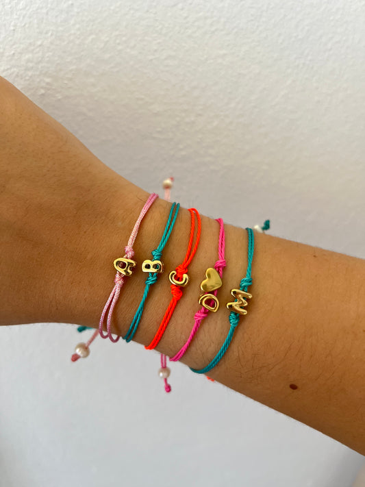 Iniciales (handmade)*LEER LA DESCRIPCIÓN*👇🏻👇🏻