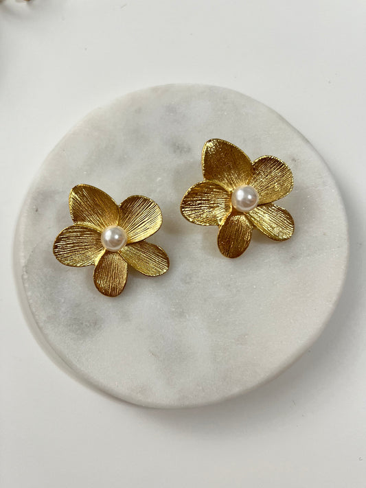 Flower earrings