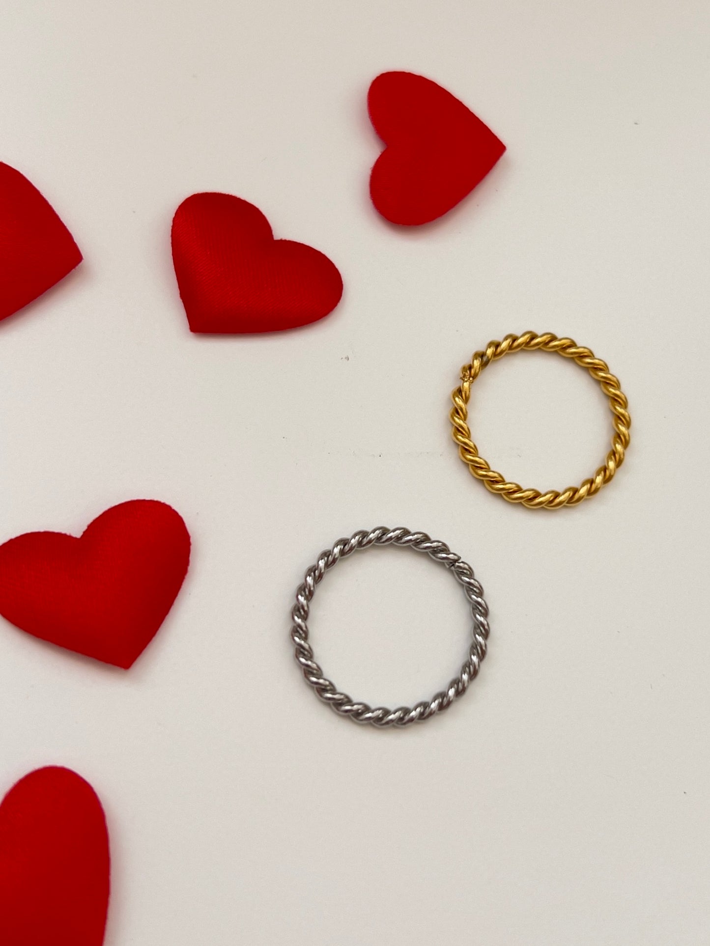 Twisted ring❤️
