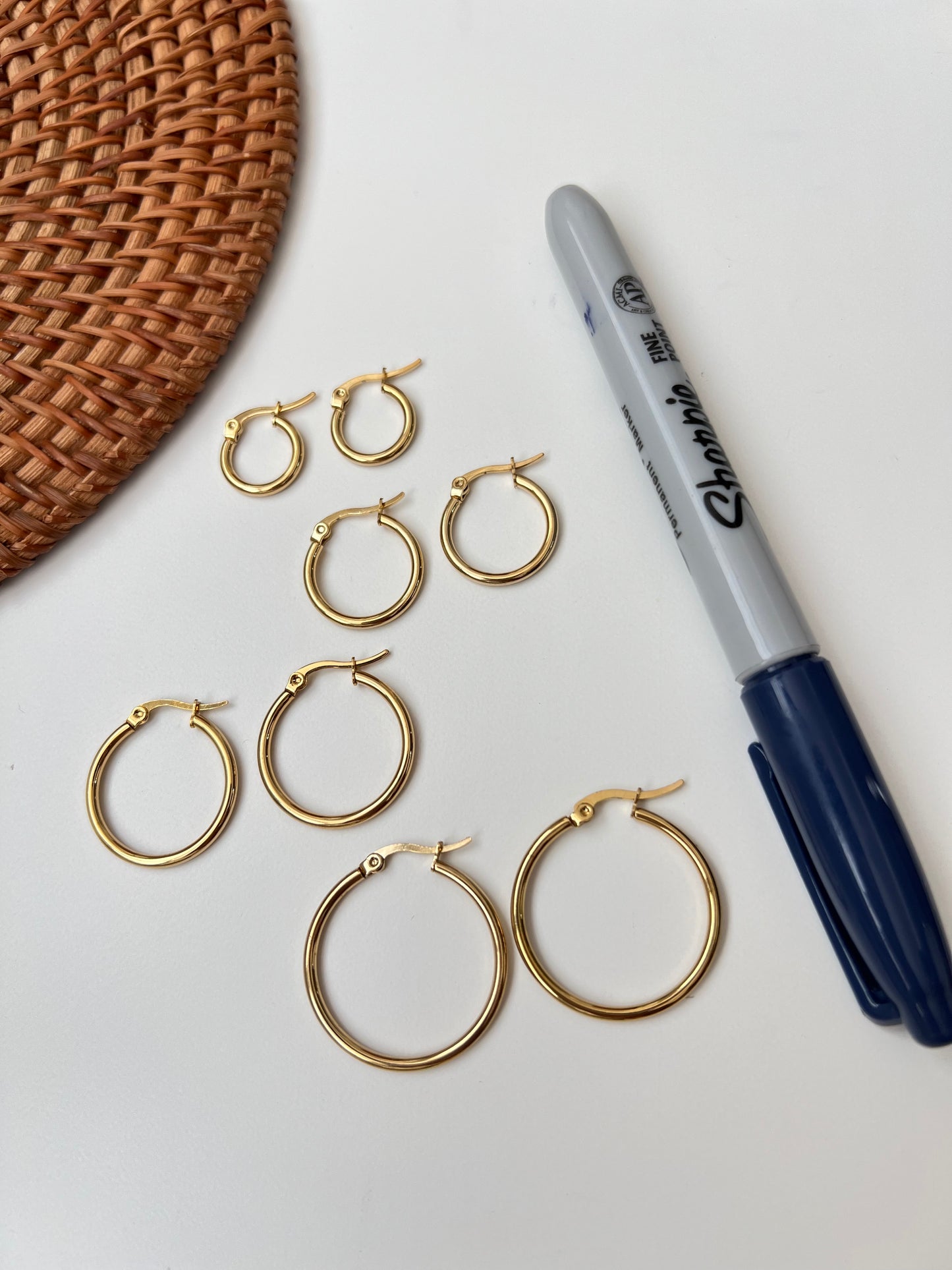 Hoops